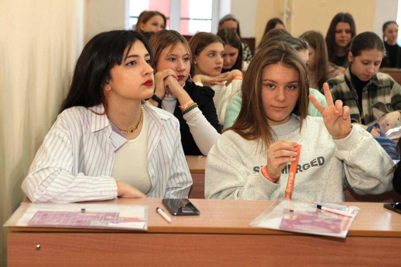 Будущие педагоги Белогорска прошли тест-драйв