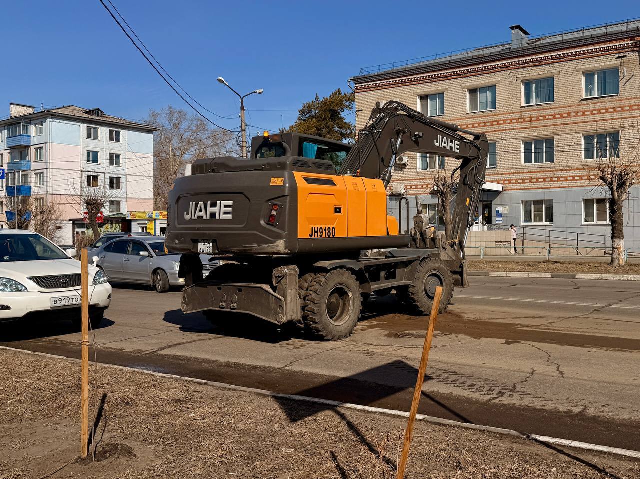 Устранение аварии на водопроводе скорректирует движение транспорта в центральной части Белогорска